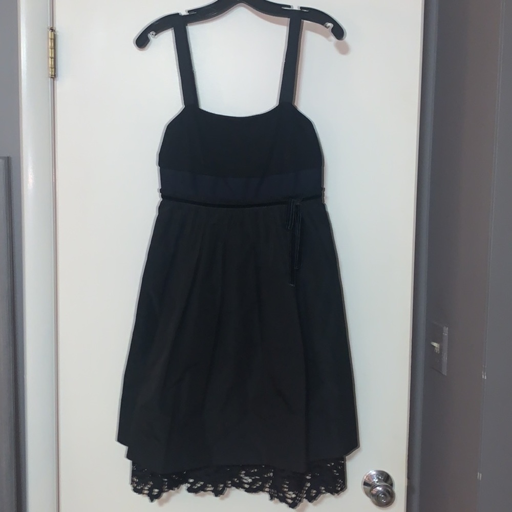 BCBG Maxazria size 6 Occasion Dress